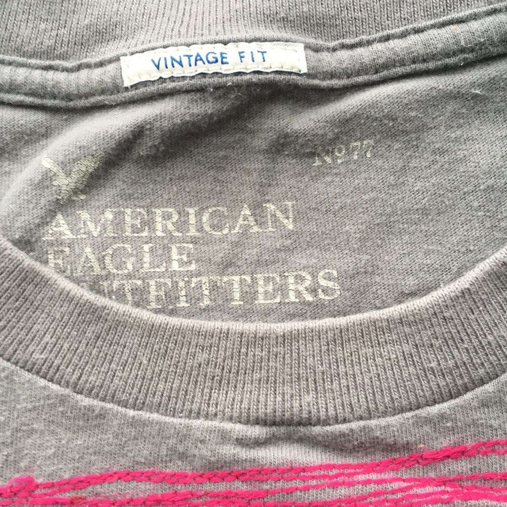 AEO graphic T-shirt size large